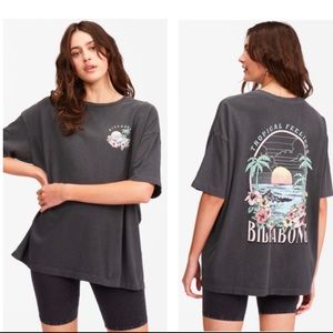 Billabong tropical feelings boyfriend t-shirt size medium